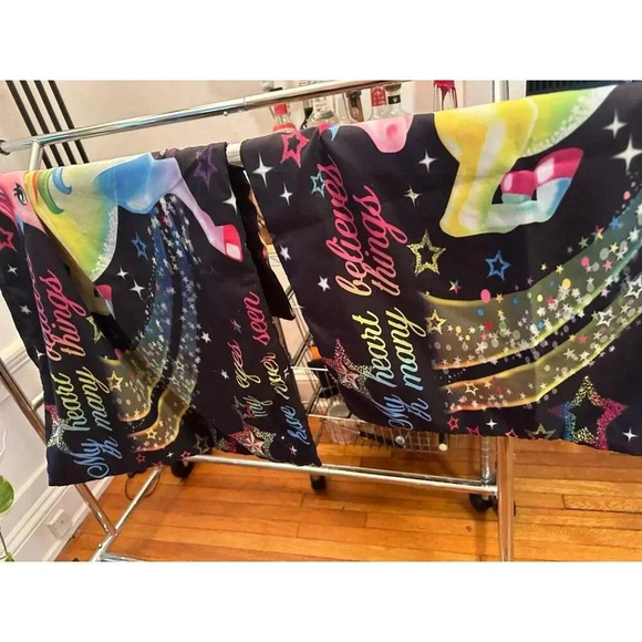 Unicorn My Eyes Believe two pillow cases & light blanket - Picture 7 of 9